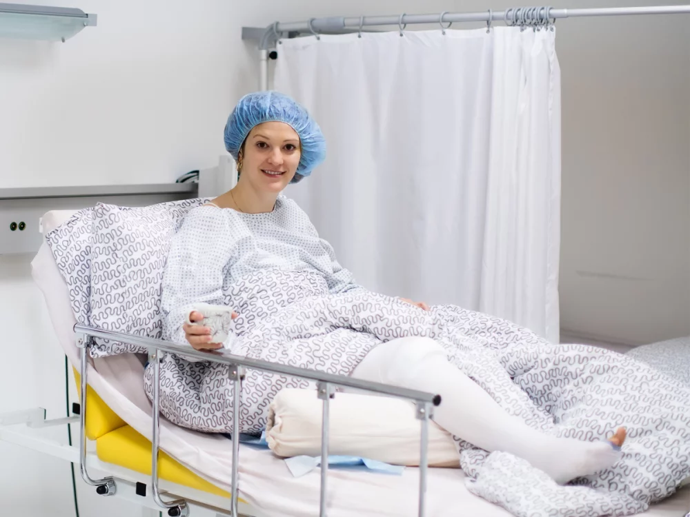 Implantacja błony w staw kolanowy